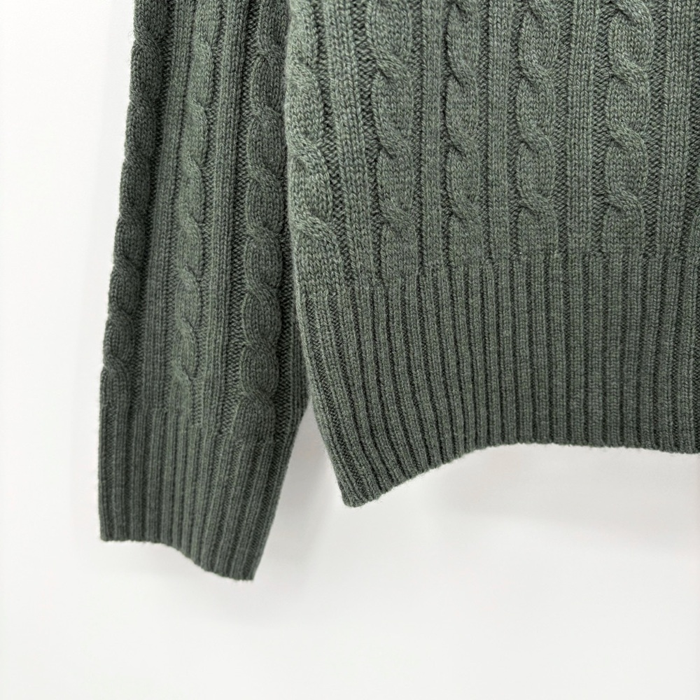 JENNI KAYNE Nell V-Neck Cable Knit Sweater in Pine XS - Picture 11 of 14